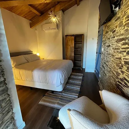 Casas Da Fortaleza Casa Da Torre Holiday home Outeiro de Rei